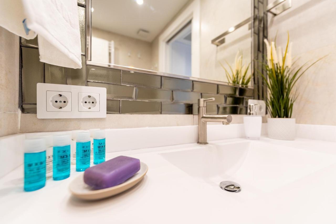 Wintowinrentals Apartamento Suite En Ocean House Torremolinos Exteriör bild